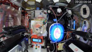 Glovebox containing the surgical fluid management systems in flight aboard Virgin Galactic’s VSS Unity SpaceShipTwo. UofL photo.