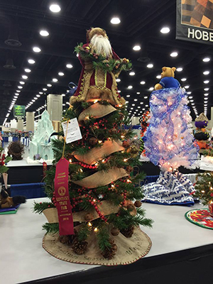 Carcyle D. Barrett, a paralegal in UofL's Office of University Counsel, won 2nd place at the 2015 Kentucky State Fair for this decorated Christmas tree.