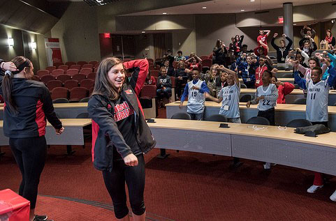 Portland Elementary School field trip to the College of Business