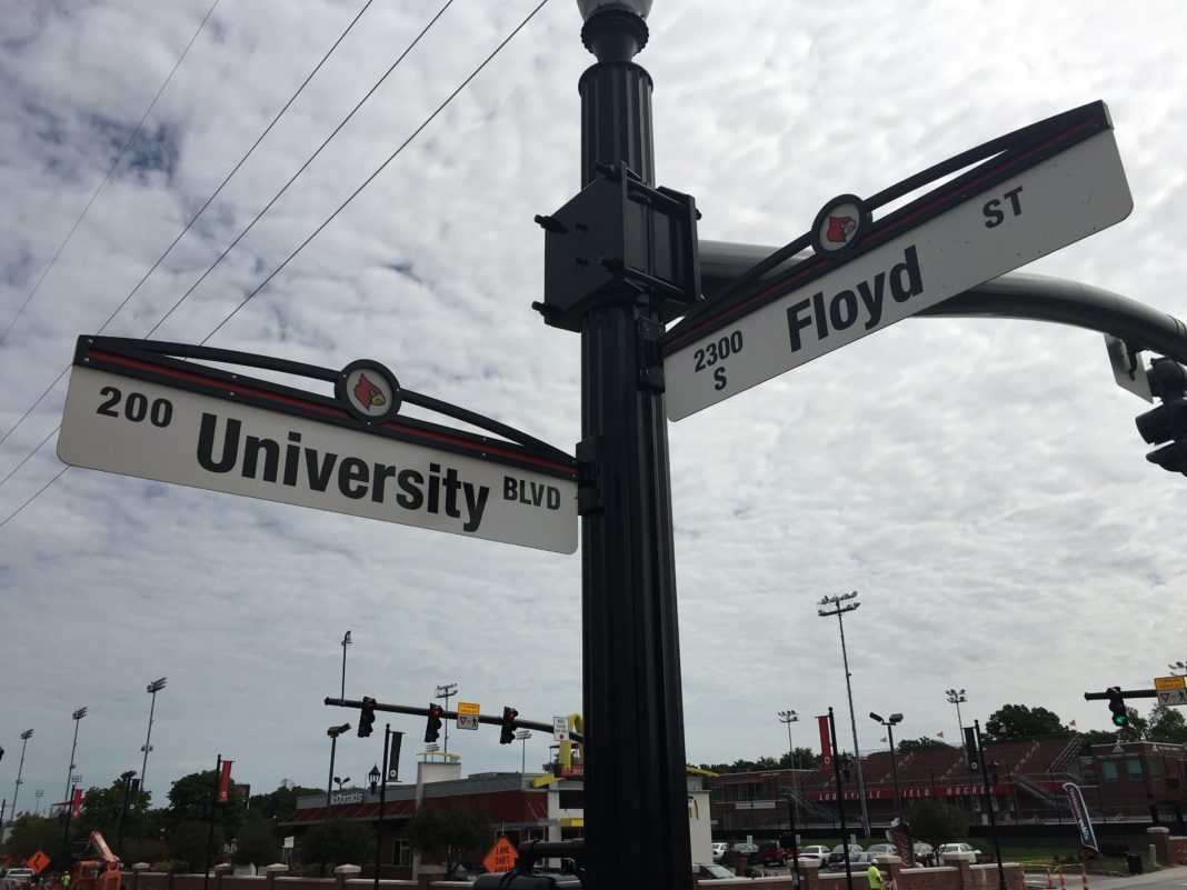 University Blvd signage
