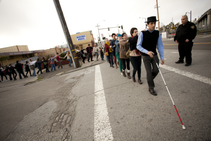 blind field shuttle image Carmen Papalia leading