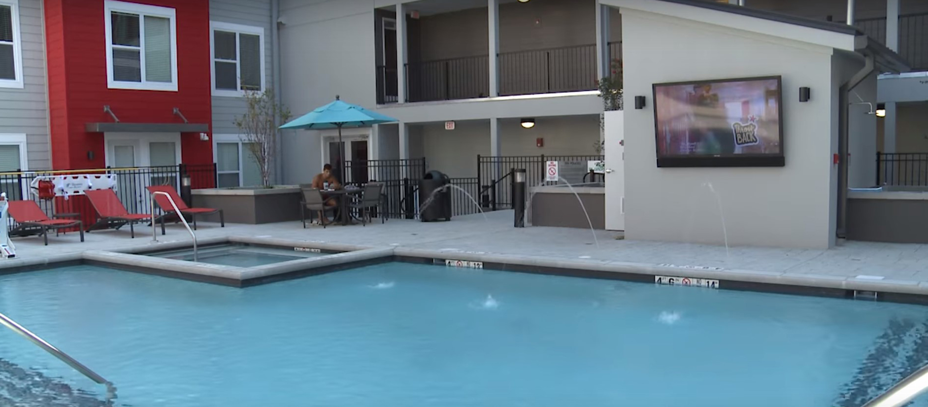 Stainless steel appliances, individual bathrooms and bedrooms, hot tubs and extensive game rooms are all part of the new student living experience at Louisville’s two newest student apartment complexes.