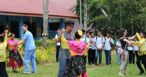 UofL students who went on the 2014 ISLP trip took time to dance with some of the people from the city of Cebu, Philippines.