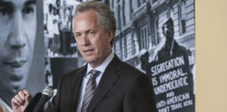 Louisville Mayor Greg Fischer spoke to about 50 University of Louisville faculty, staff and students as part of the Urban and Public Affairs speaker series. (file photo)