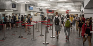 Students enjoy the new SAC dining options.