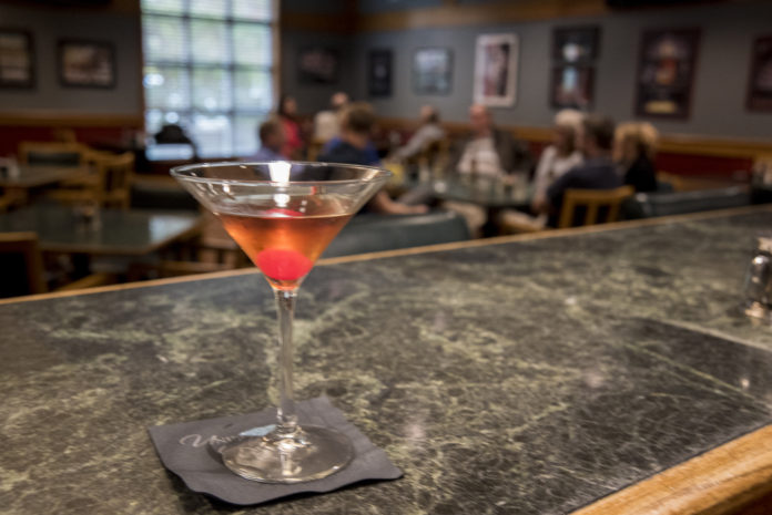 The U Club is now hosting happy hours on Fridays from 4-7 p.m. in the pub.