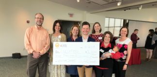 Innovative Therapeutix Inc. co-founder Michael Detmer (center) poses after winning the 2018 Venture Sharks business pitch competition, along with University of Louisville staff from the Office of Technology Transfer, ExCITE and the NSF Innovation Corps site program.