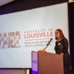 Anna Faul accepts Medistar award