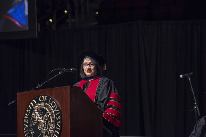 President Bendapudi speaks at the December 2018 commencement ceremony.