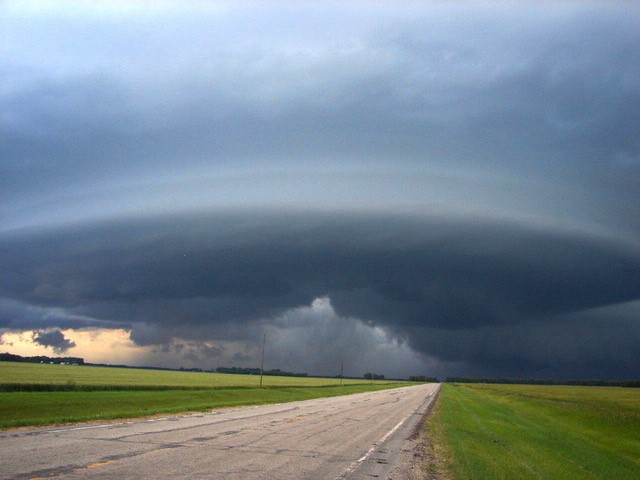 A rotating thunderstorm, called a supercell, in northwestern Minnesota. Photo by Jason Naylor, Ph.D.