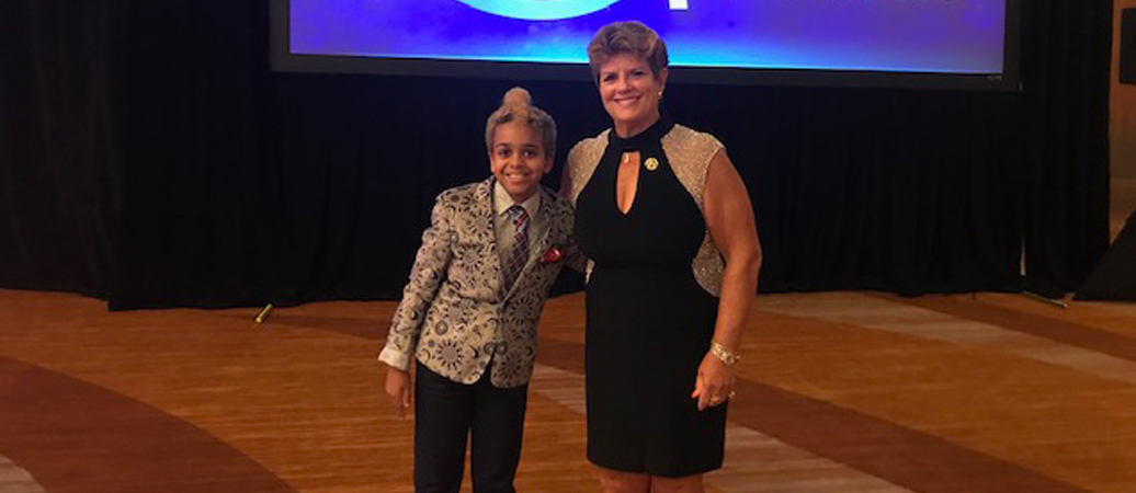 Meg Peavy poses with one of her Rising Star students at the WLKY Bell Awards in 2018.