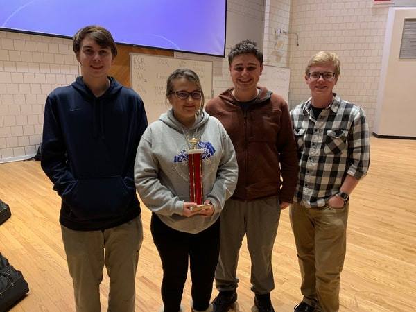 The DII team of Emily Beltchev (Bioengineering), Dylan Boone (Chemical Engineering), Luke McFarland (Biology), and Luke Schroeder (Biology) went 6-0 with wins over EKU (twice), Cumberlands (twice), and Jefferson CTC (twice) to finish first.