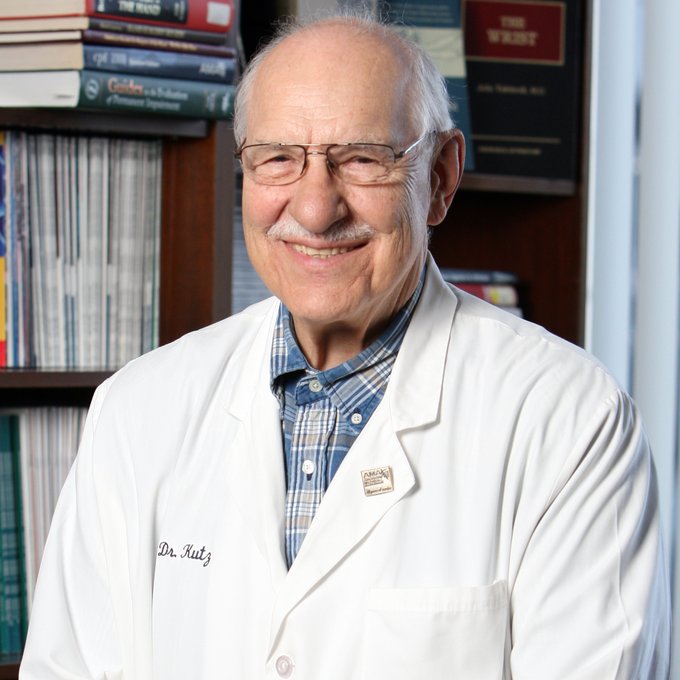 Dr. Kutz Dr. Joseph Kutz, who passed away Oct. 10, was part of the team that performed the world's first hand transplant with prolonged success at Jewish Hospital in January 1999.