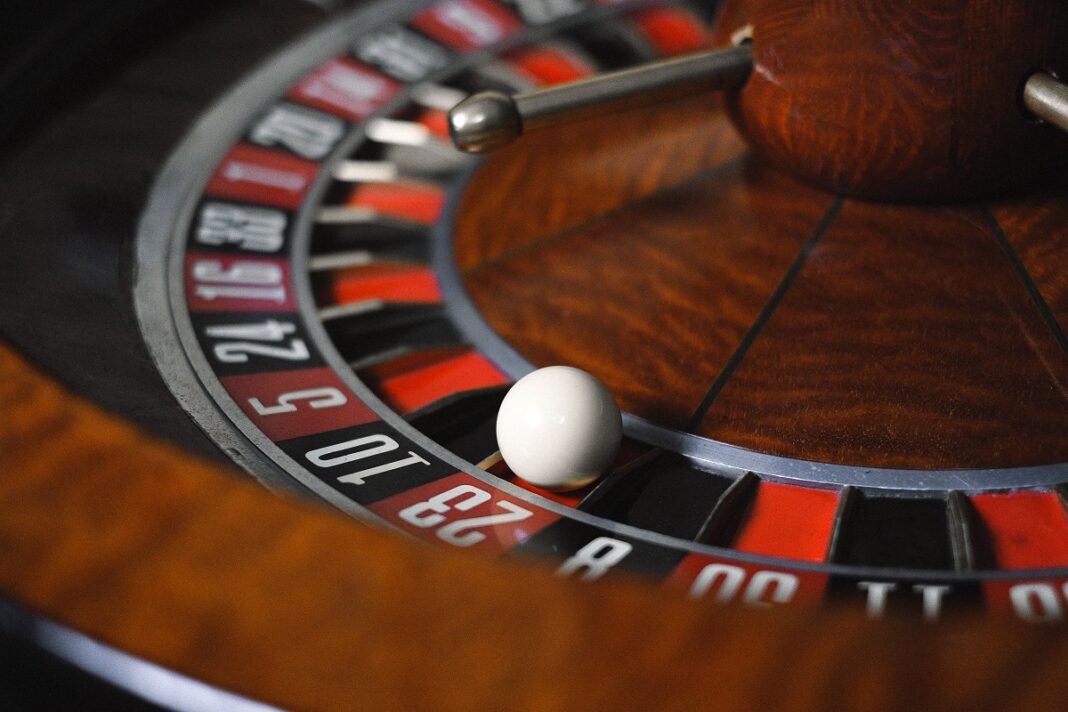Roulette wheel Katina Kulow, assistant professor of marketing in the UofL College of Business, found that when consumers attributed human qualities to luck, they more often preferred higher-risk alternatives when making financial decisions. Photo by Anna Shvets from Pexels