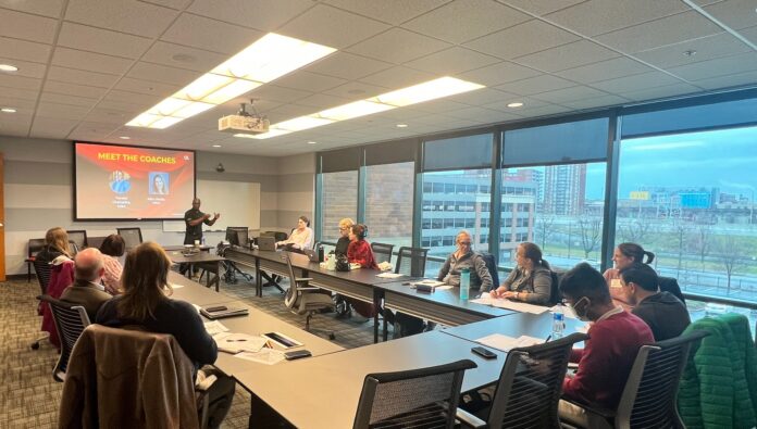 Tendai Charasika and Alice Shade, entrepreneurs in residence in the UofL Office of Research and Innovation, coach the spring 2023 LaunchIt cohort