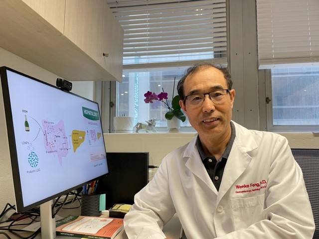 Wenke Feng, professor in the Department of Pharmacology and Toxicology