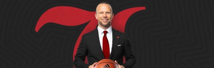 Pat Kelsey, the new men’s basketball head coach at the University of Louisville (image courtesy UofL Athletics)